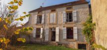 Ancien relais de poste MASSANGIS Ancien relais de poste MASSANGIS