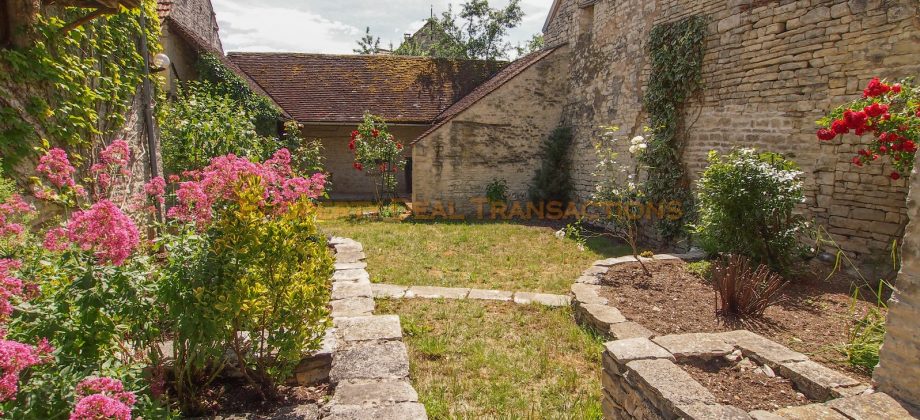 Grande propriété de charme Annay sur Serein Grande propriété de charme Annay sur Serein
